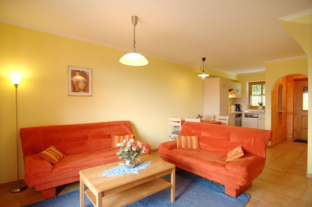 Wellness Ferienwohnungen Zellertalblick Drachselsried Bilik gambar